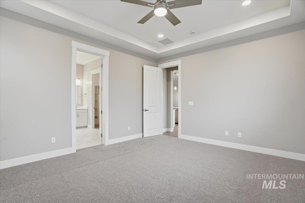 2221 N Kenora Ave, Star, Idaho 83669, 4 Bedrooms, 3.5 Bathrooms, Residential For Sale, Price $779,990,MLS 98972455