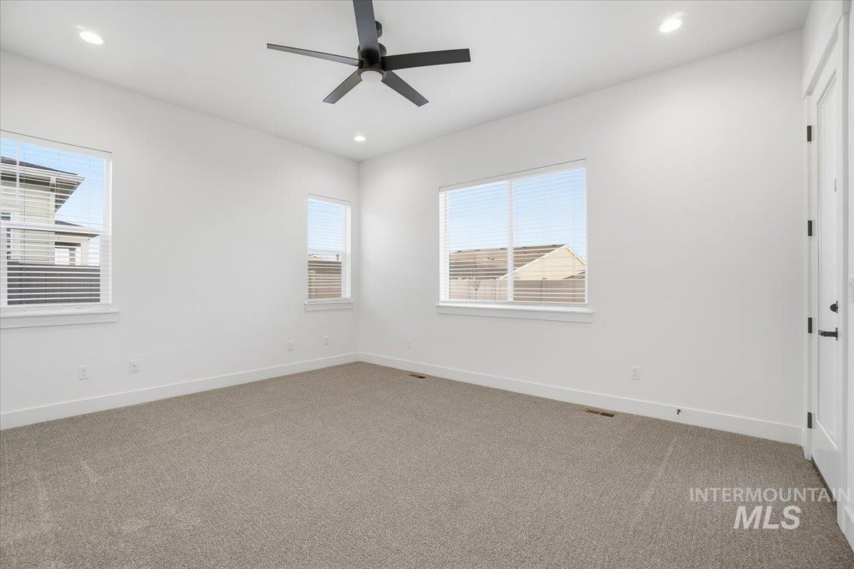 2278 N Kenora Ave, Star, Idaho 83669, 3 Bedrooms, 2.5 Bathrooms, Residential For Sale, Price $779,990,MLS 98972456