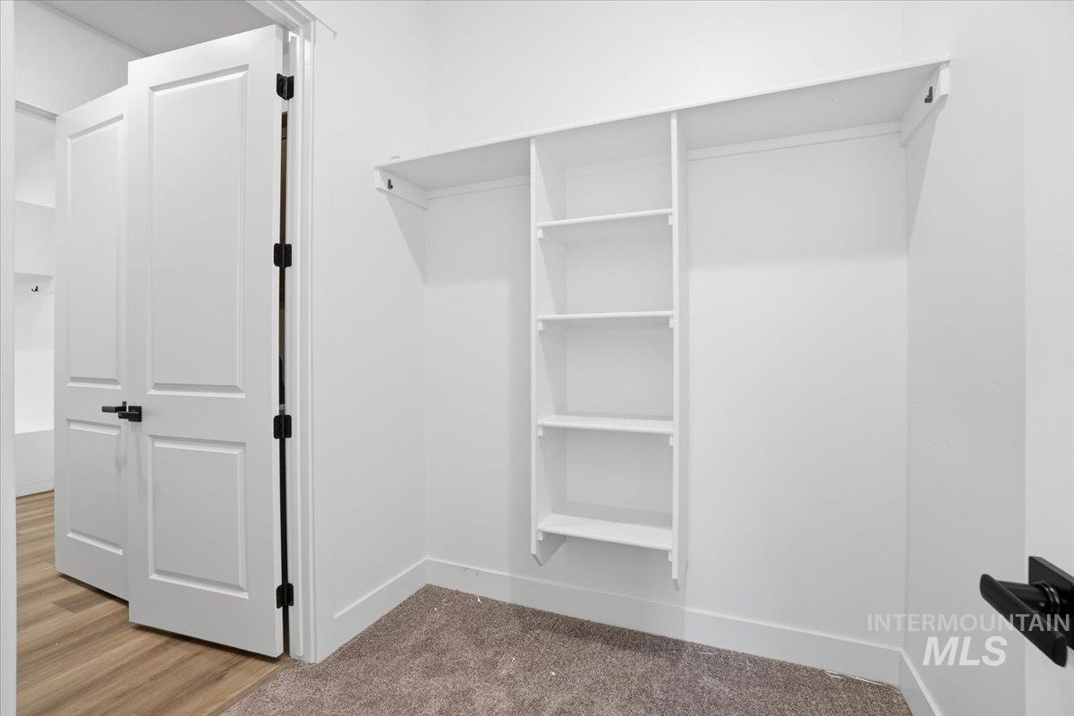 2278 N Kenora Ave, Star, Idaho 83669, 3 Bedrooms, 2.5 Bathrooms, Residential For Sale, Price $779,990,MLS 98972456