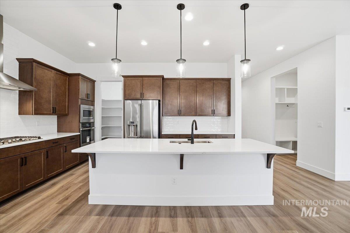 2278 N Kenora Ave, Star, Idaho 83669, 3 Bedrooms, 2.5 Bathrooms, Residential For Sale, Price $779,990,MLS 98972456