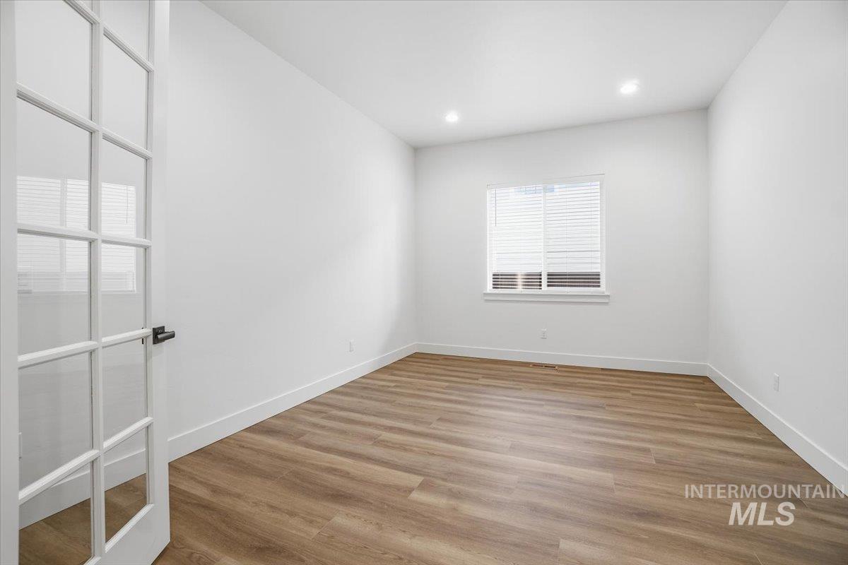 2278 N Kenora Ave, Star, Idaho 83669, 3 Bedrooms, 2.5 Bathrooms, Residential For Sale, Price $779,990,MLS 98972456