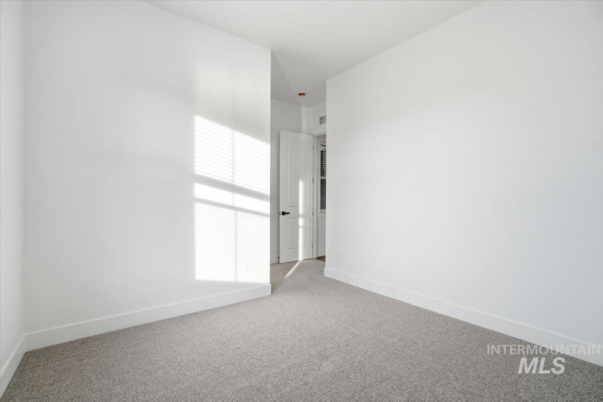 2278 N Kenora Ave, Star, Idaho 83669, 3 Bedrooms, 2.5 Bathrooms, Residential For Sale, Price $779,990,MLS 98972456