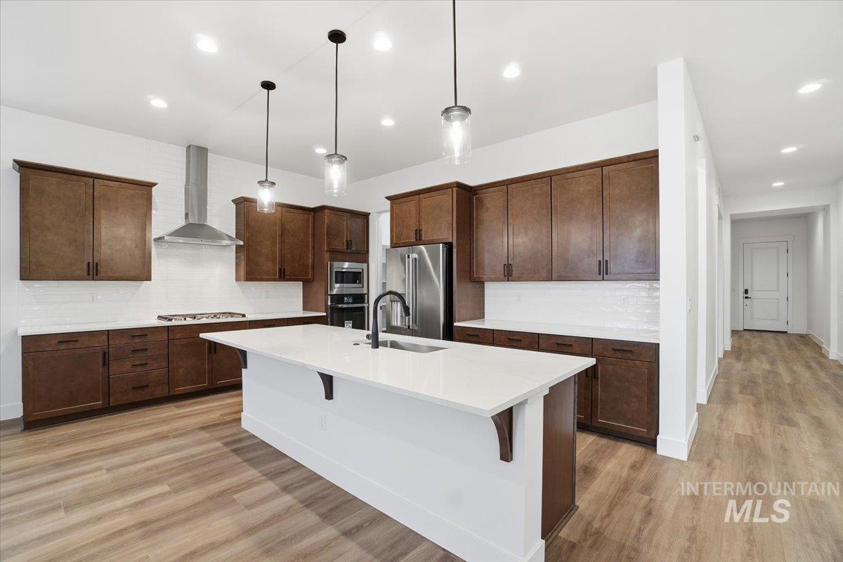 2278 N Kenora Ave, Star, Idaho 83669, 3 Bedrooms, 2.5 Bathrooms, Residential For Sale, Price $779,990,MLS 98972456