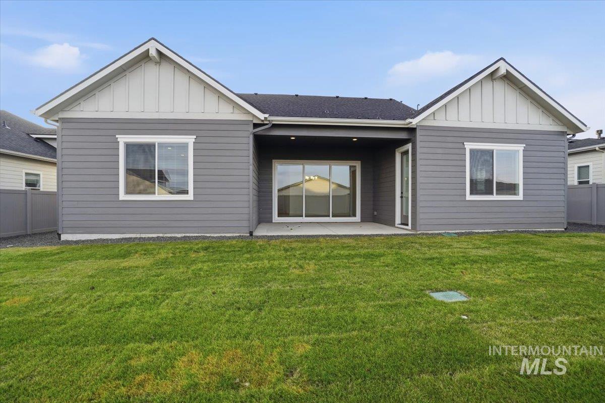 2278 N Kenora Ave, Star, Idaho 83669, 3 Bedrooms, 2.5 Bathrooms, Residential For Sale, Price $779,990,MLS 98972456