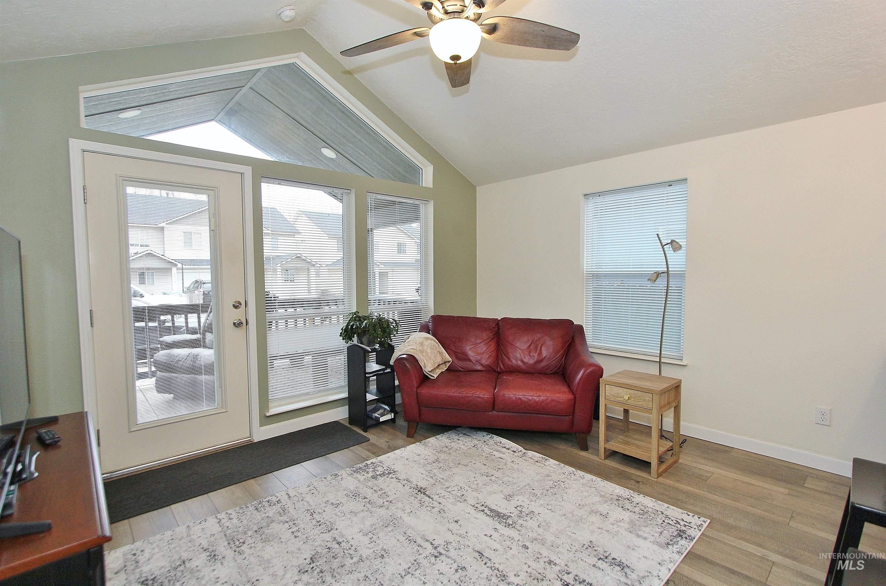 3015 N Silver, Boise, Idaho 83703, 1 Bedroom, 1 Bathroom, Residential For Sale, Price $299,999,MLS 98972458