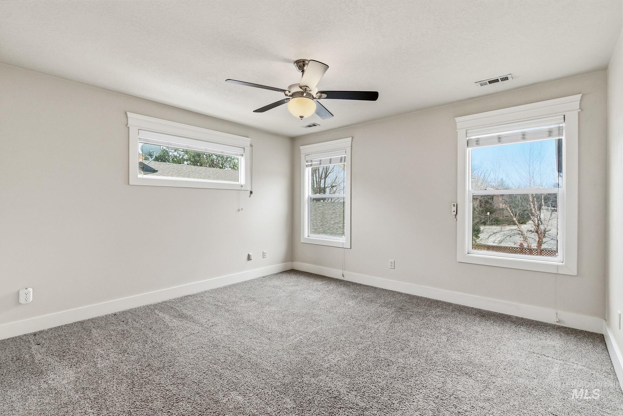 2231 S Dorothy Ave, Boise, Idaho 83706, 3 Bedrooms, 3 Bathrooms, Residential For Sale, Price $510,000,MLS 98972460