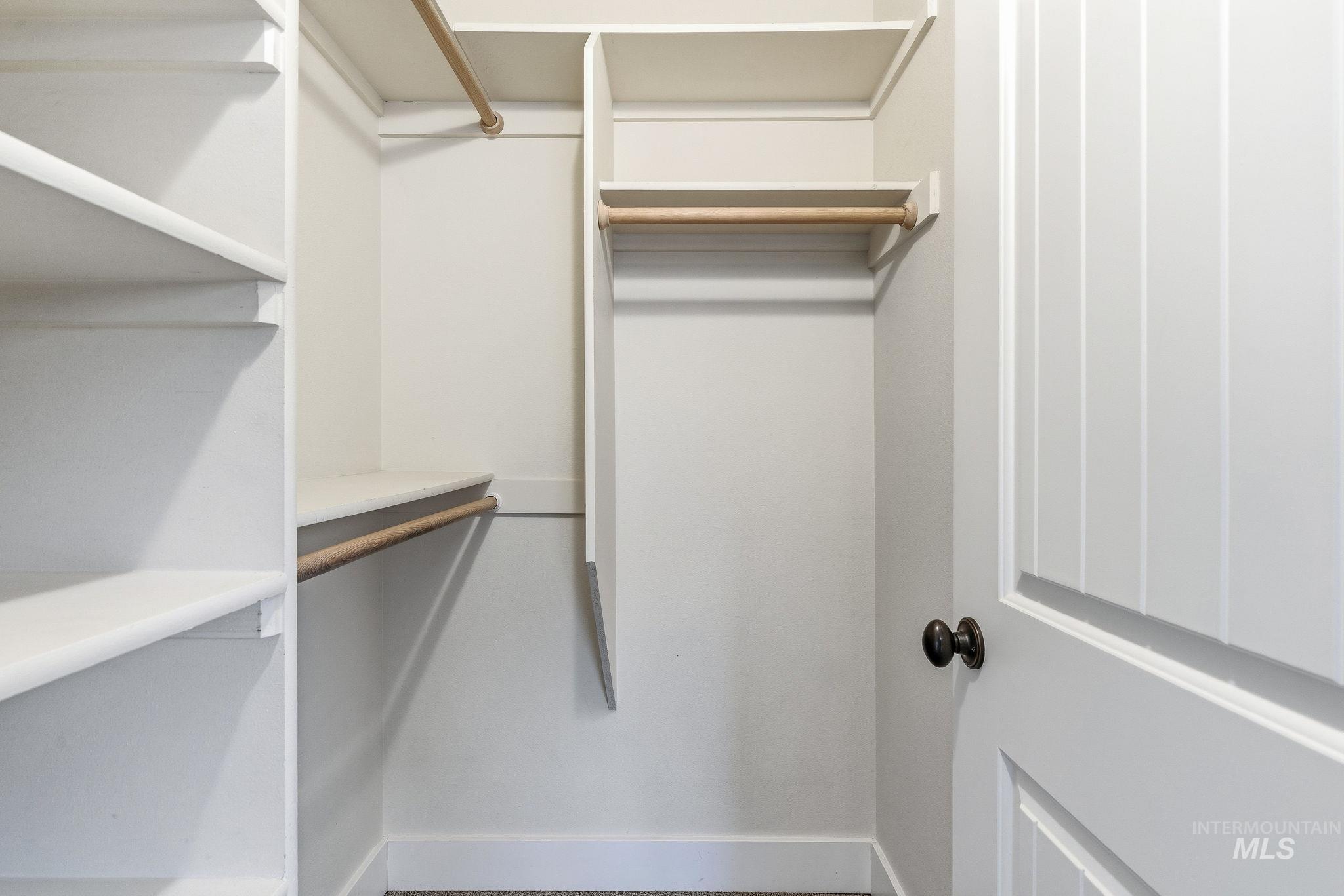 2231 S Dorothy Ave, Boise, Idaho 83706, 3 Bedrooms, 3 Bathrooms, Residential For Sale, Price $510,000,MLS 98972460