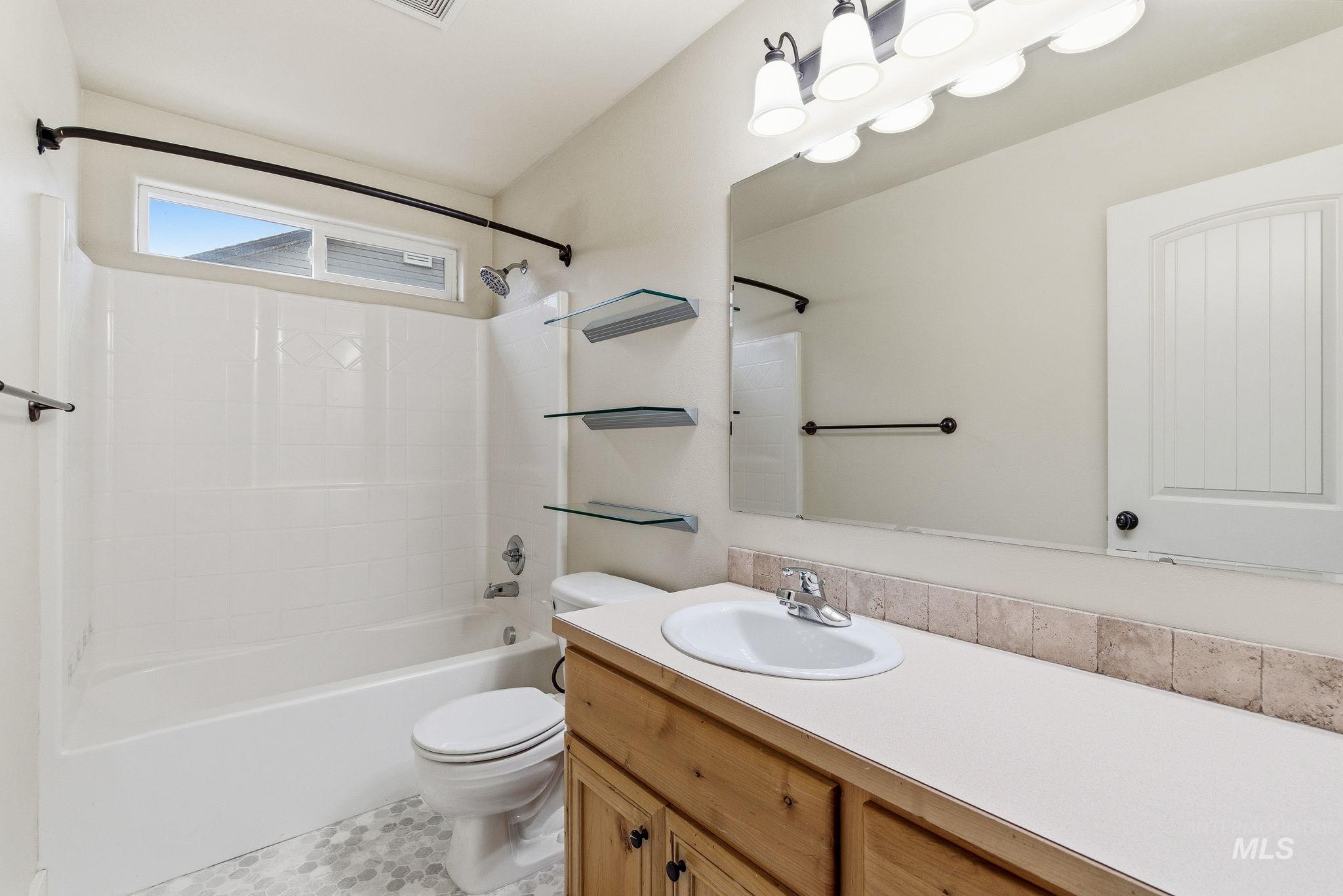 2231 S Dorothy Ave, Boise, Idaho 83706, 3 Bedrooms, 3 Bathrooms, Residential For Sale, Price $510,000,MLS 98972460