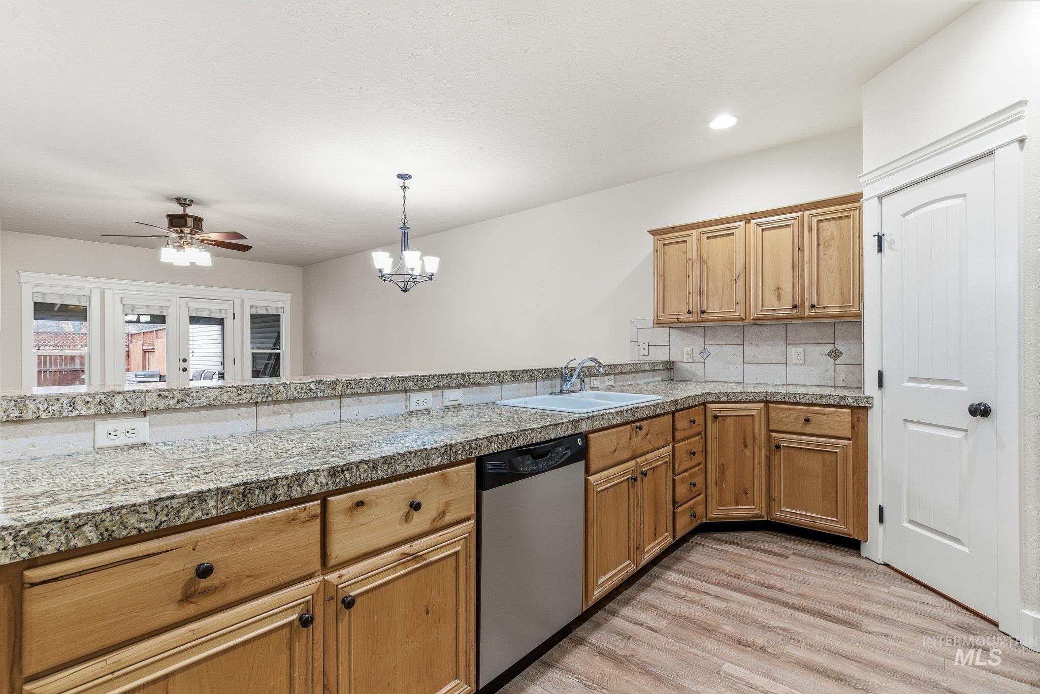 2231 S Dorothy Ave, Boise, Idaho 83706, 3 Bedrooms, 3 Bathrooms, Residential For Sale, Price $510,000,MLS 98972460