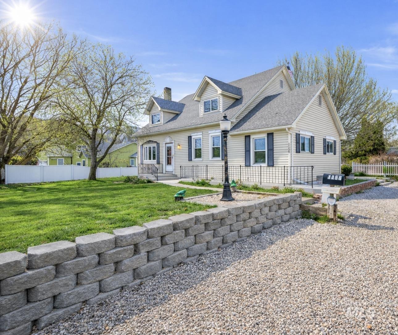 1158 S Powerline Rd, Nampa, Idaho 83686, 7 Bedrooms, 3 Bathrooms, Residential For Sale, Price $650,000,MLS 98972461