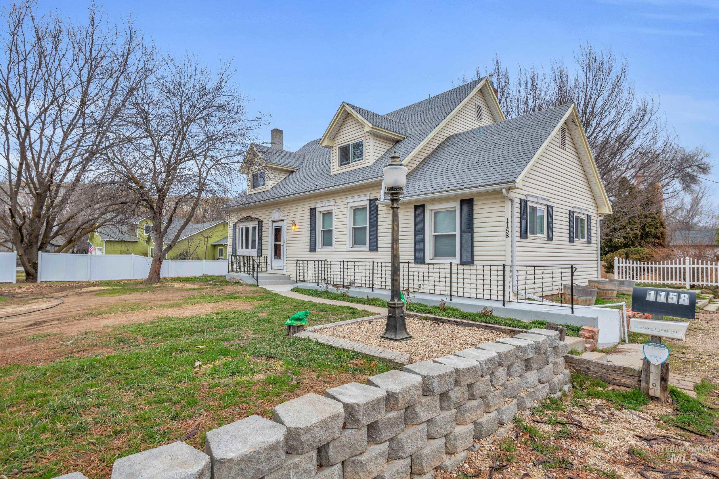 1158 S Powerline Rd, Nampa, Idaho 83686, 7 Bedrooms, 3 Bathrooms, Residential For Sale, Price $650,000,MLS 98972461