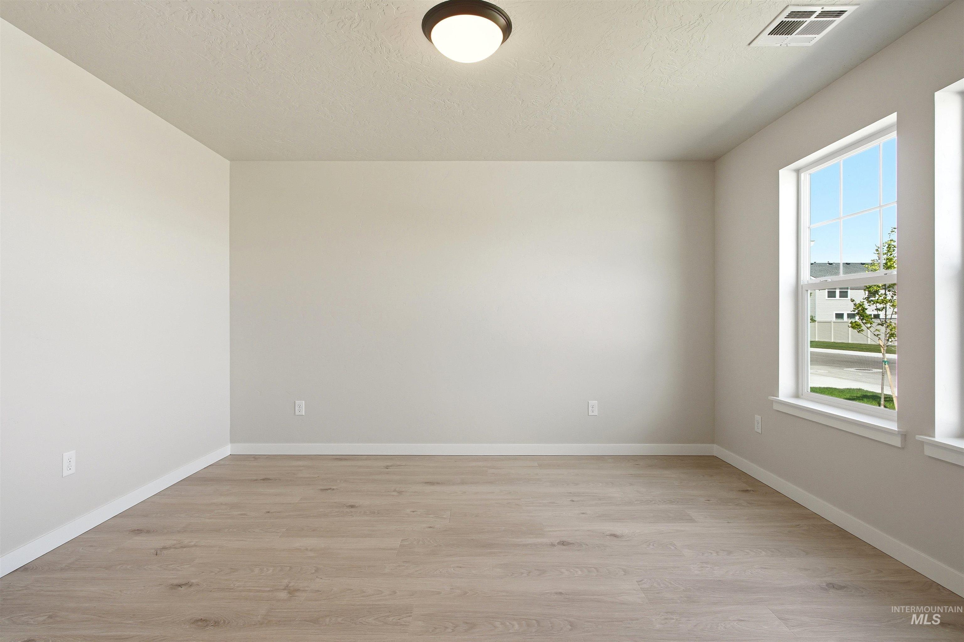 10187 Bellevue Ridge St, Nampa, Idaho 83687, 5 Bedrooms, 3 Bathrooms, Residential For Sale, Price $524,990,MLS 98972464