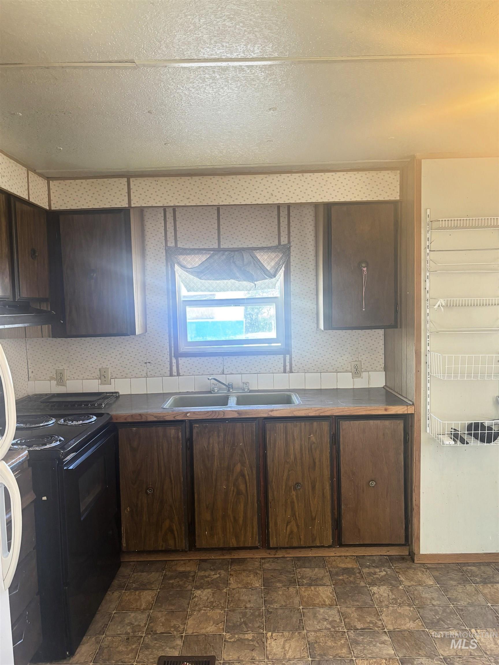 603 W Palouse River Drive, Moscow, Idaho 83843, 2 Bedrooms, 1 Bathroom, Residential For Sale, Price $7,000,MLS 98972465