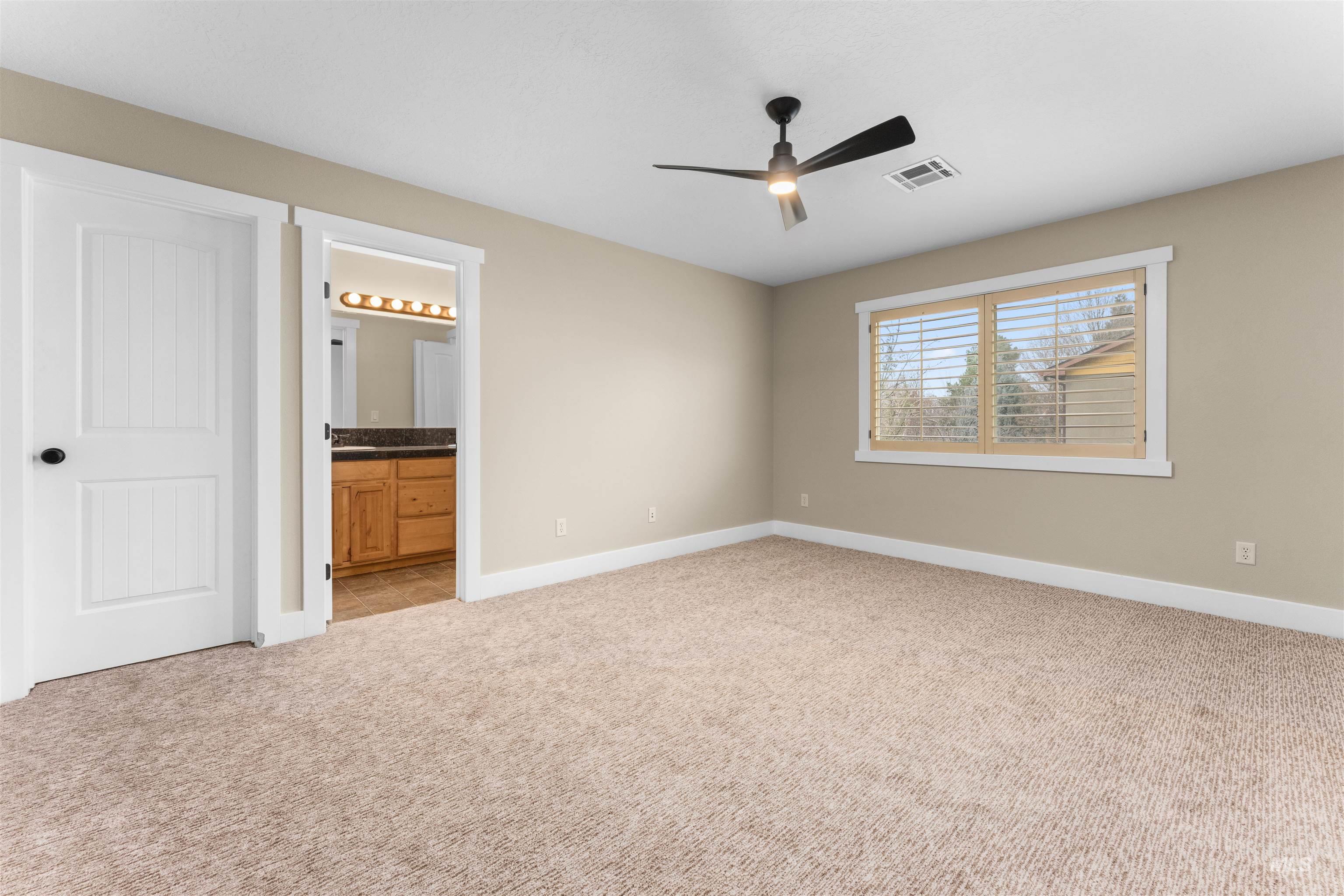 5231 W Morris Hill Rd, Boise, Idaho 83706, 3 Bedrooms, 2.5 Bathrooms, Residential For Sale, Price $425,000,MLS 98972467