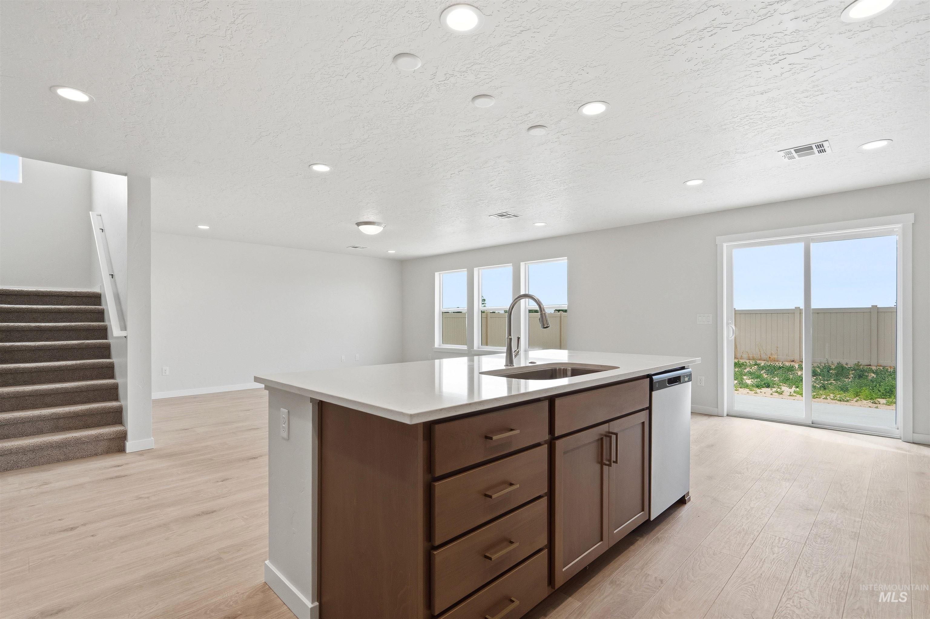 10179 Bellevue Ridge St, Nampa, Idaho 83687, 4 Bedrooms, 2.5 Bathrooms, Residential For Sale, Price $504,990,MLS 98972468