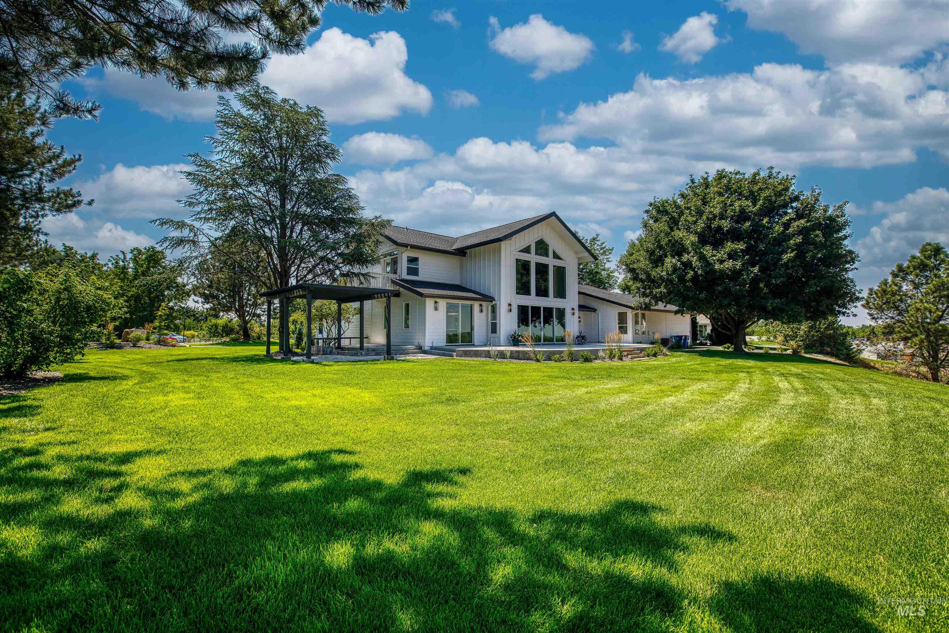 1458 W Sandy Ct, Meridian, Idaho 83646, 4 Bedrooms, 4.5 Bathrooms, Residential For Sale, Price $1,860,000,MLS 98972470