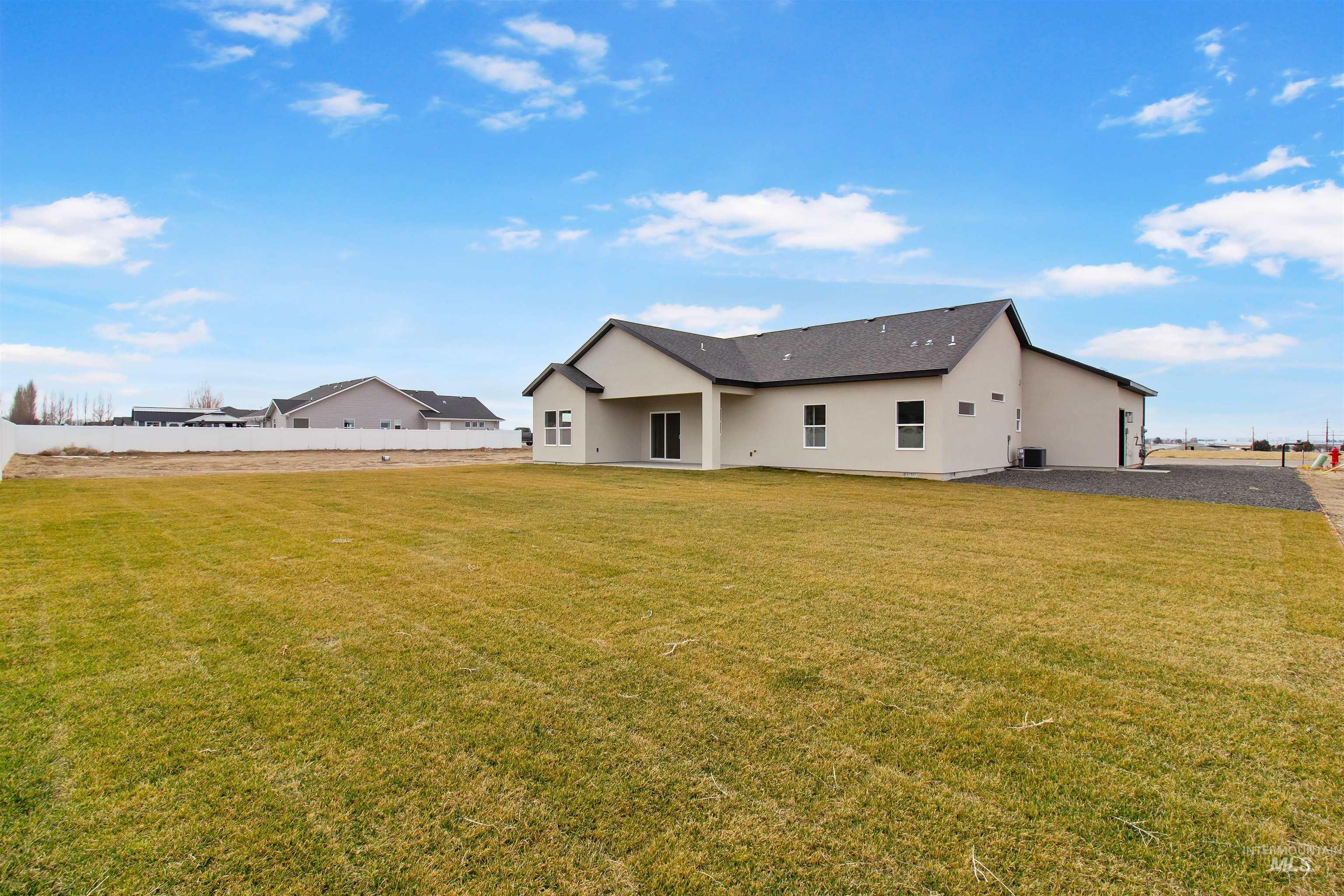 1423 Sierra Way, Kimberly, Idaho 83341, 4 Bedrooms, 2 Bathrooms, Residential For Sale, Price $537,500,MLS 98972471