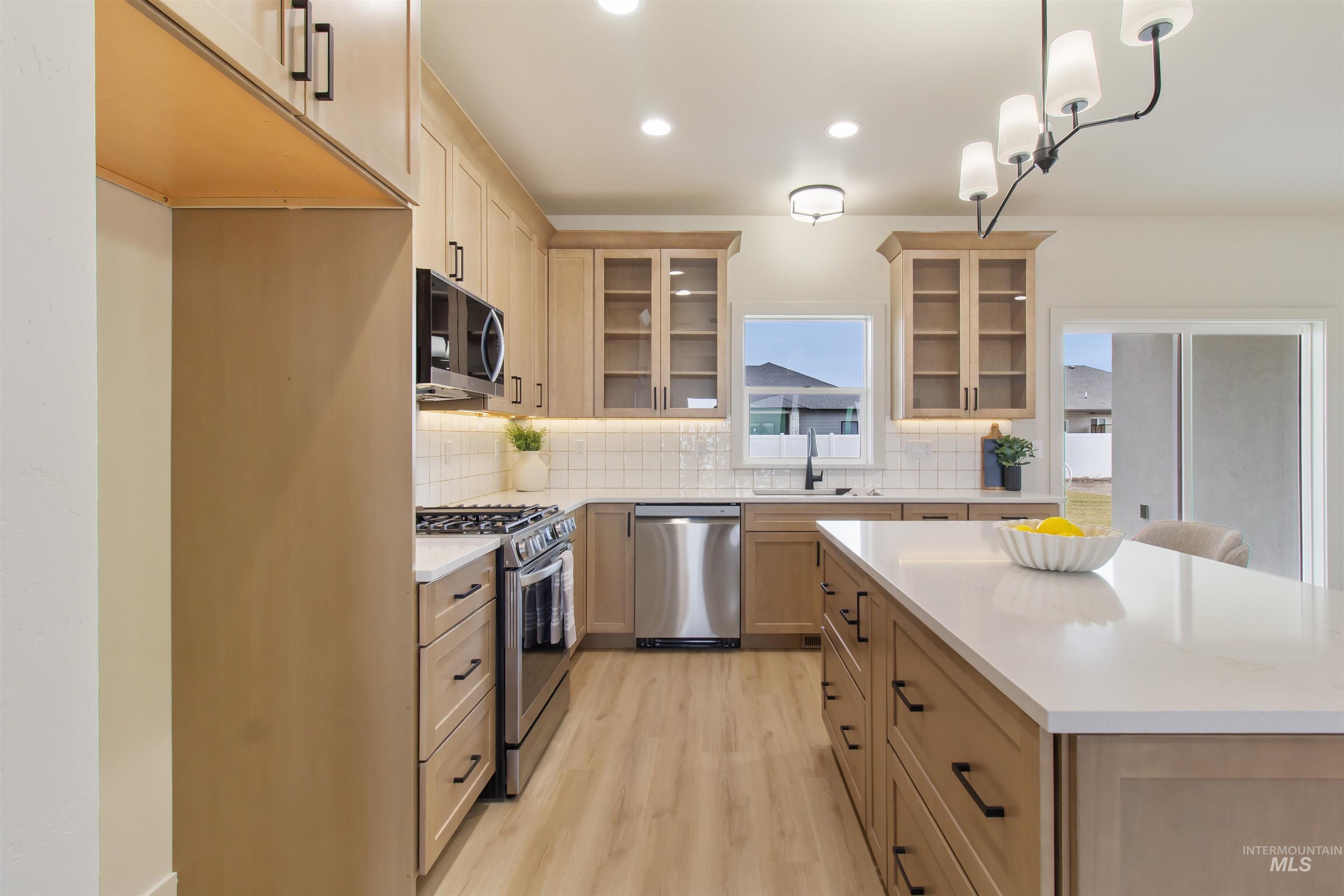 1423 Sierra Way, Kimberly, Idaho 83341, 4 Bedrooms, 2 Bathrooms, Residential For Sale, Price $537,500,MLS 98972471