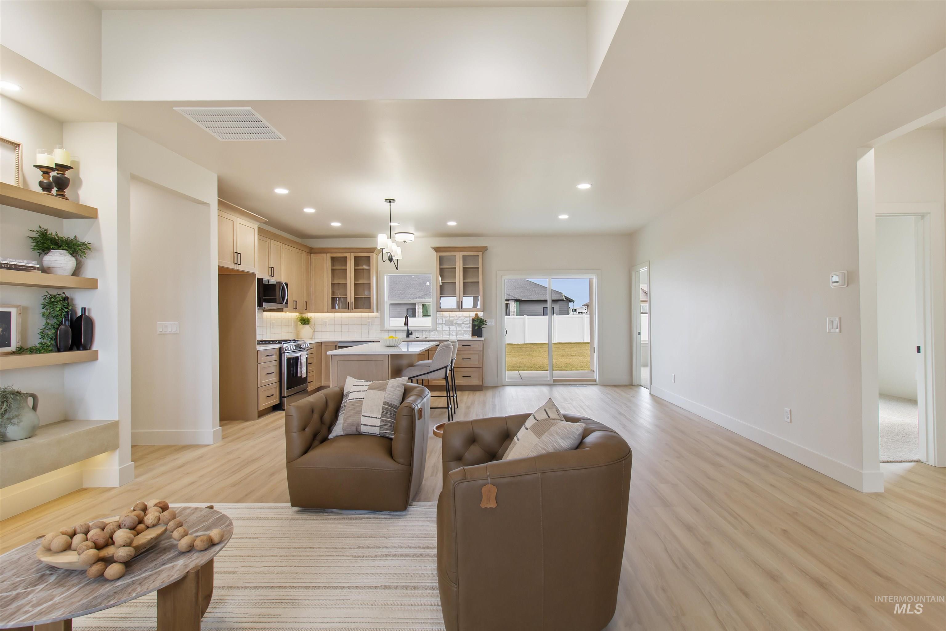 1423 Sierra Way, Kimberly, Idaho 83341, 4 Bedrooms, 2 Bathrooms, Residential For Sale, Price $537,500,MLS 98972471