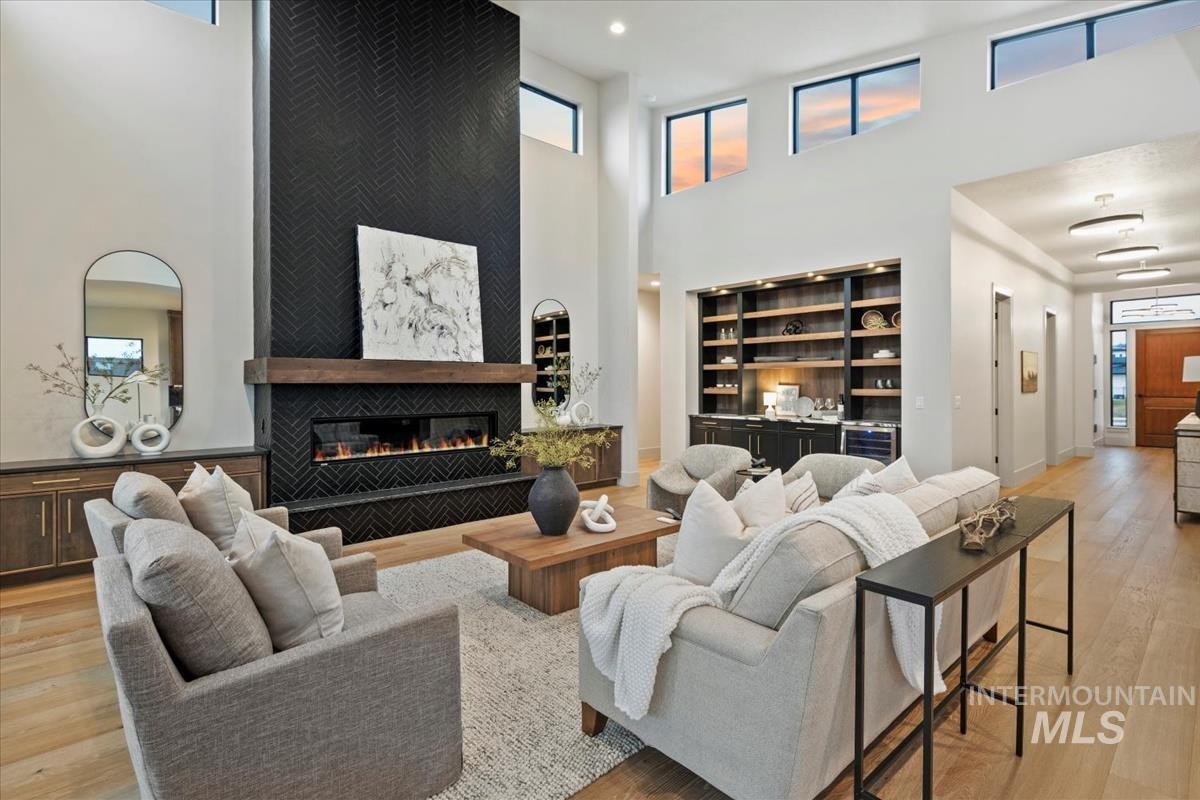 9967 W Bouvardia St, Star, Idaho 83669, 3 Bedrooms, 3.5 Bathrooms, Residential For Sale, Price $1,129,900,MLS 98972472