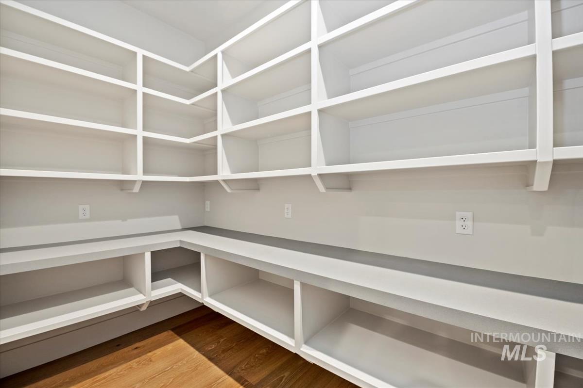 9967 W Bouvardia St, Star, Idaho 83669, 3 Bedrooms, 3.5 Bathrooms, Residential For Sale, Price $1,129,900,MLS 98972472