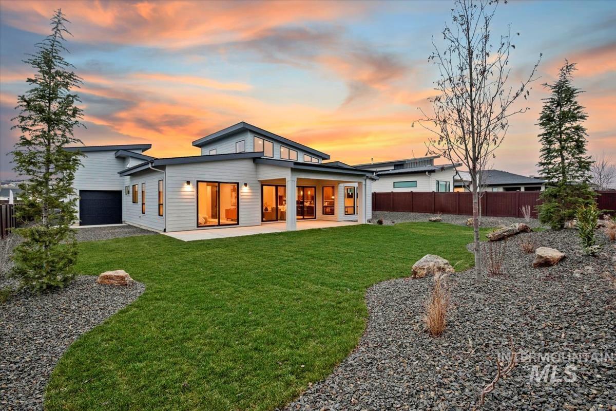 9967 W Bouvardia St, Star, Idaho 83669, 3 Bedrooms, 3.5 Bathrooms, Residential For Sale, Price $1,129,900,MLS 98972472