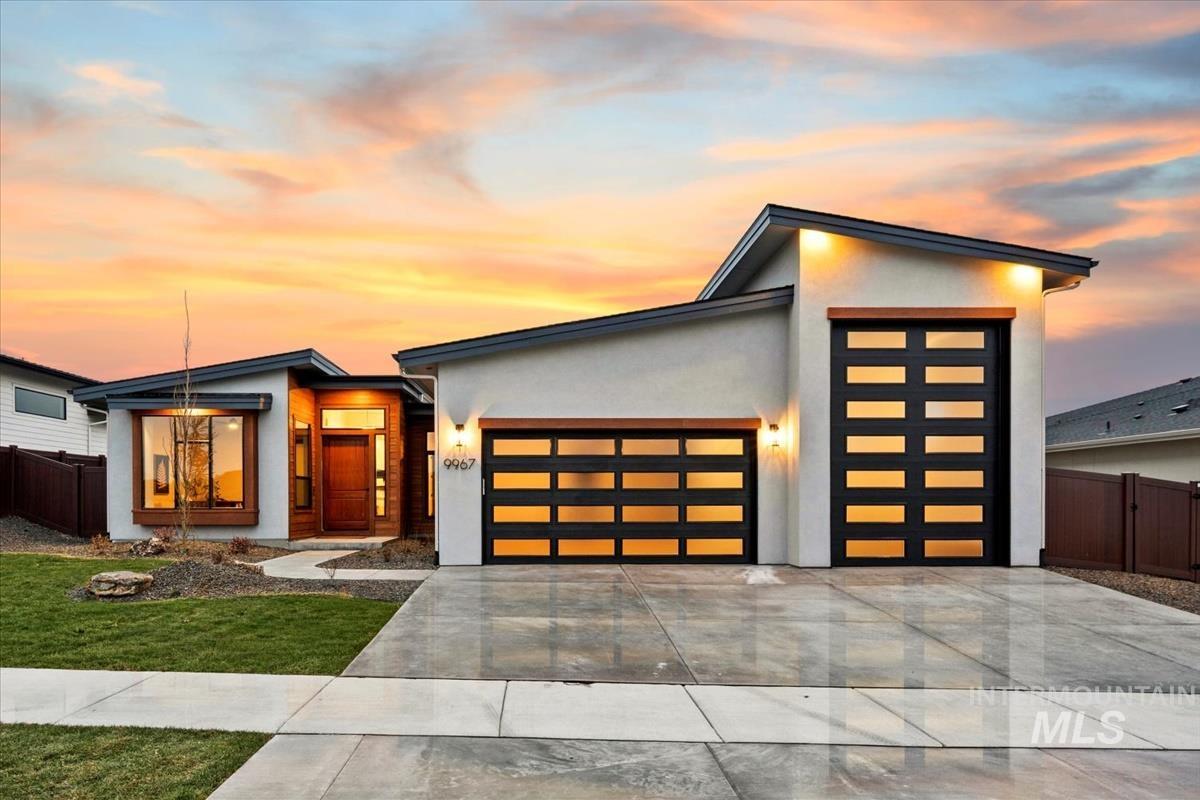 9967 W Bouvardia St, Star, Idaho 83669, 3 Bedrooms, 3.5 Bathrooms, Residential For Sale, Price $1,129,900,MLS 98972472