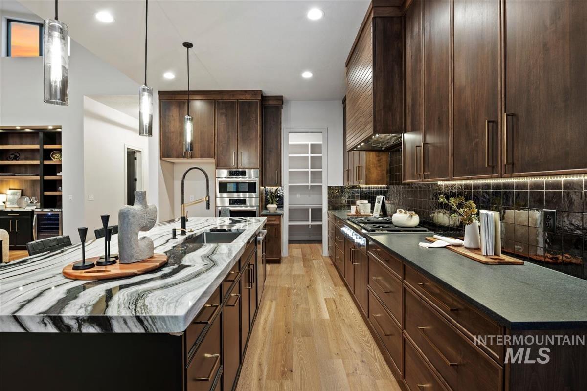 9967 W Bouvardia St, Star, Idaho 83669, 3 Bedrooms, 3.5 Bathrooms, Residential For Sale, Price $1,129,900,MLS 98972472