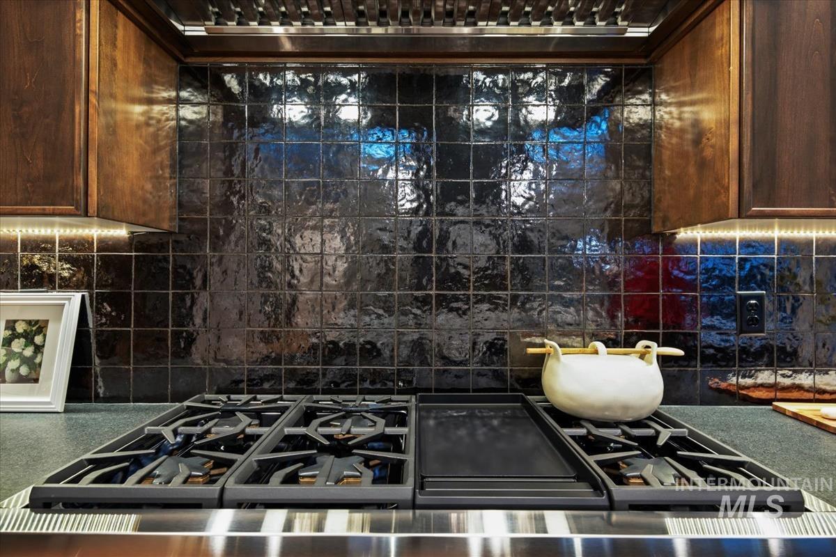 9967 W Bouvardia St, Star, Idaho 83669, 3 Bedrooms, 3.5 Bathrooms, Residential For Sale, Price $1,129,900,MLS 98972472