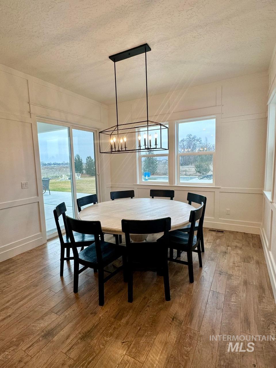 10082 Riverbend Pl, Middleton, Idaho 83644, 5 Bedrooms, 4 Bathrooms, Residential For Sale, Price $1,299,000,MLS 98972473