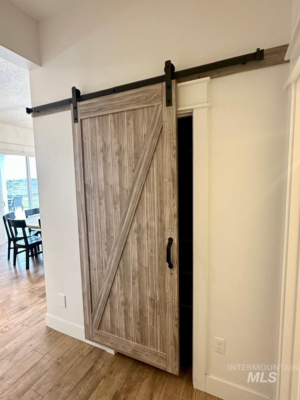 10082 Riverbend Pl, Middleton, Idaho 83644, 5 Bedrooms, 4 Bathrooms, Residential For Sale, Price $1,299,000,MLS 98972473