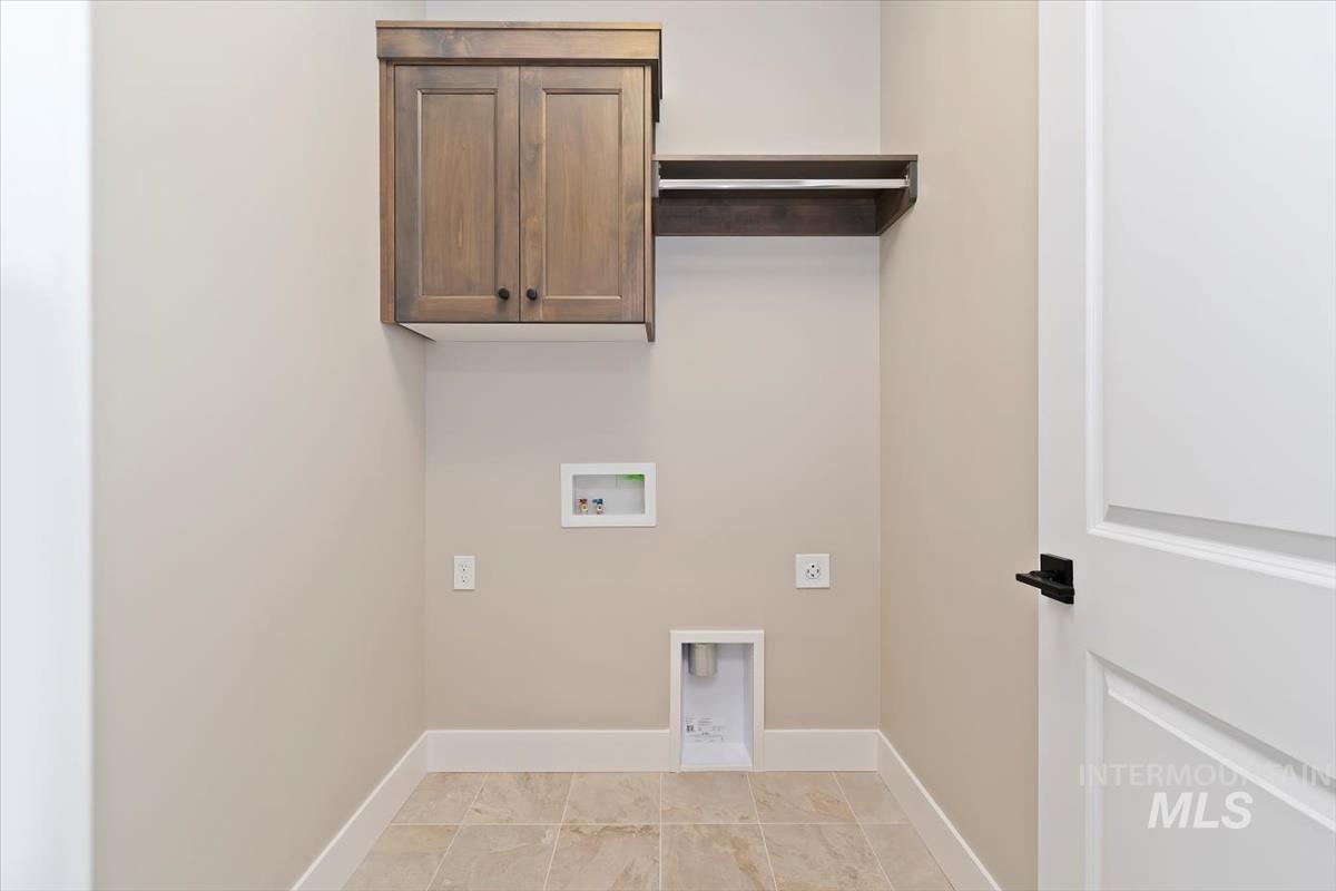 2104 E Rodeo St, Kuna, Idaho 83634, 3 Bedrooms, 2 Bathrooms, Residential For Sale, Price $539,880,MLS 98972476