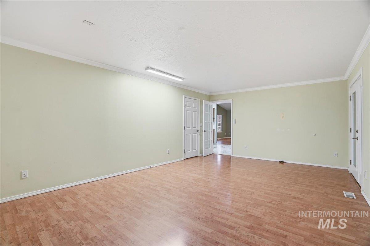 3775 E. Eisenhower, Meridian, Idaho 83642, 3 Bedrooms, 2 Bathrooms, Residential For Sale, Price $405,000,MLS 98972477