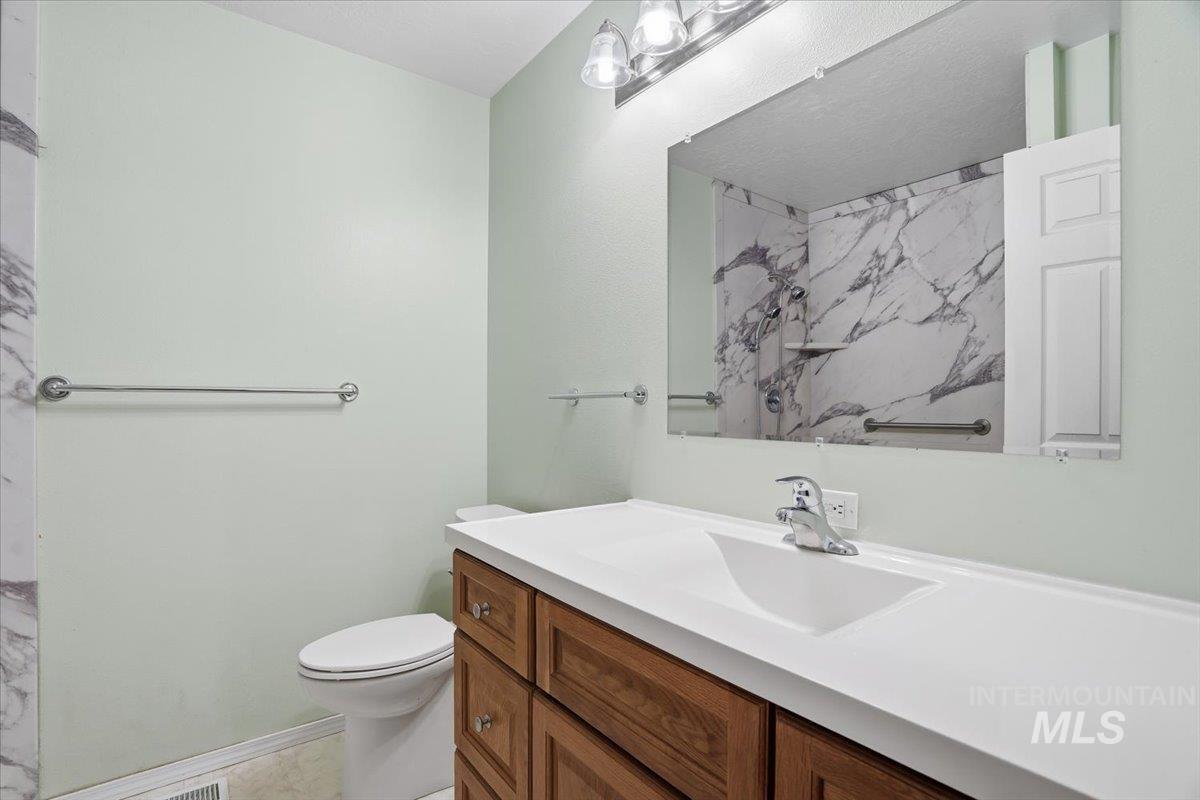 3775 E. Eisenhower, Meridian, Idaho 83642, 3 Bedrooms, 2 Bathrooms, Residential For Sale, Price $405,000,MLS 98972477