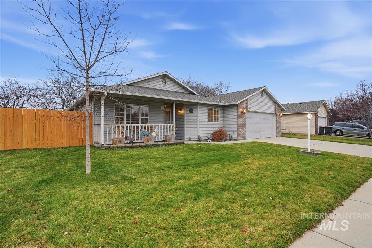 3775 E. Eisenhower, Meridian, Idaho 83642, 3 Bedrooms, 2 Bathrooms, Residential For Sale, Price $405,000,MLS 98972477