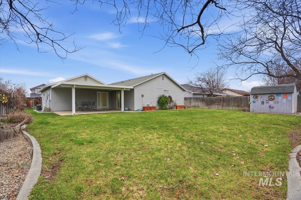 3775 E. Eisenhower, Meridian, Idaho 83642, 3 Bedrooms, 2 Bathrooms, Residential For Sale, Price $405,000,MLS 98972477