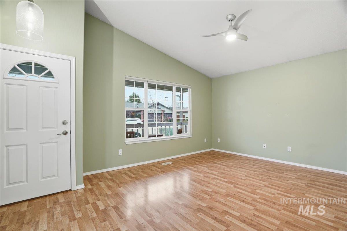 3775 E. Eisenhower, Meridian, Idaho 83642, 3 Bedrooms, 2 Bathrooms, Residential For Sale, Price $405,000,MLS 98972477