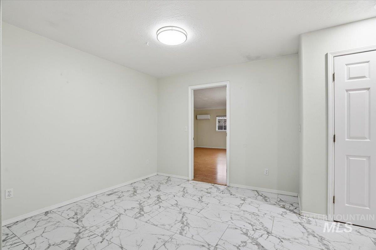 3775 E. Eisenhower, Meridian, Idaho 83642, 3 Bedrooms, 2 Bathrooms, Residential For Sale, Price $405,000,MLS 98972477