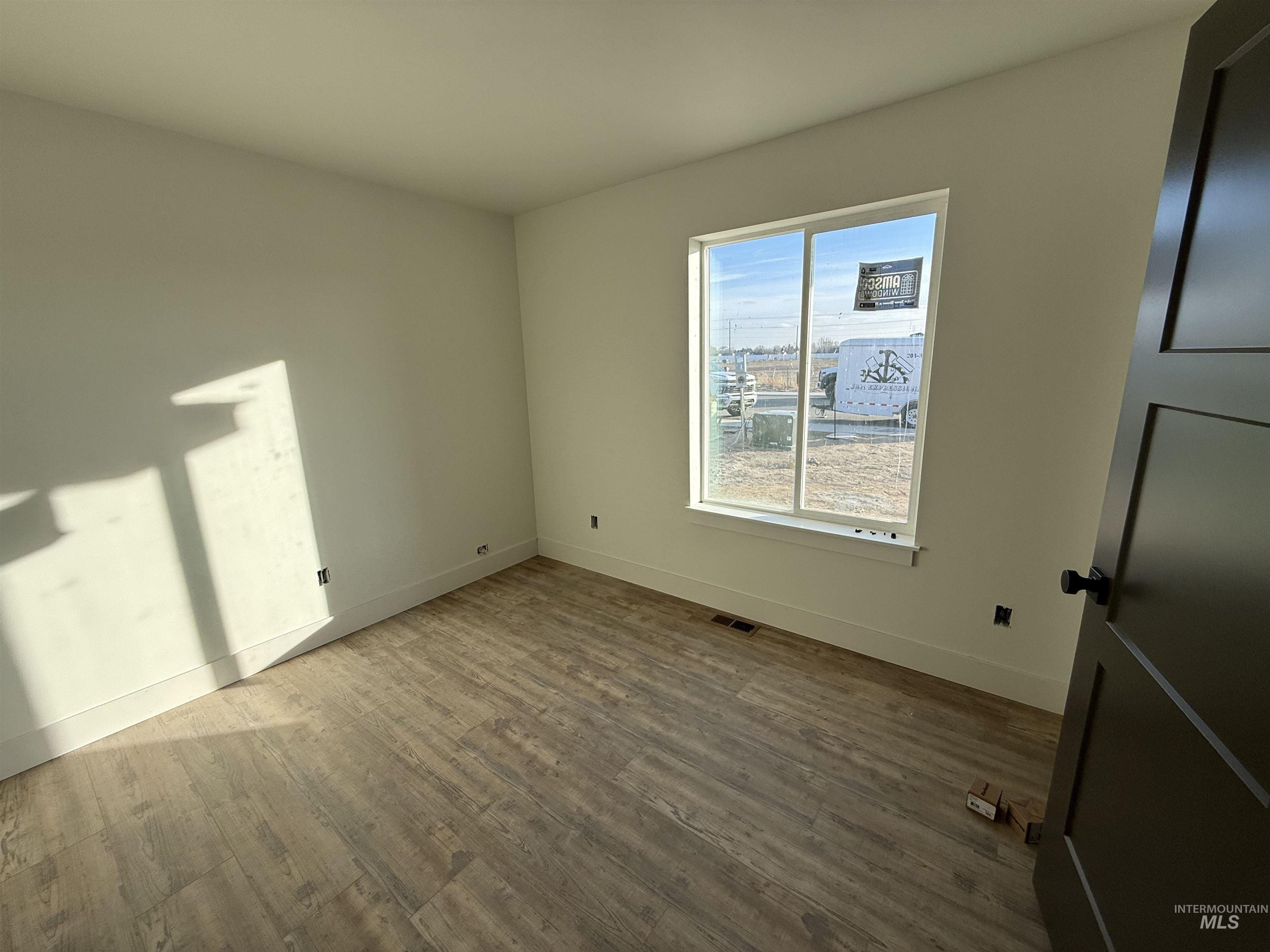 1196 Ira Burton, Twin Falls, Idaho 83301, 4 Bedrooms, 2 Bathrooms, Residential For Sale, Price $439,000,MLS 98972479