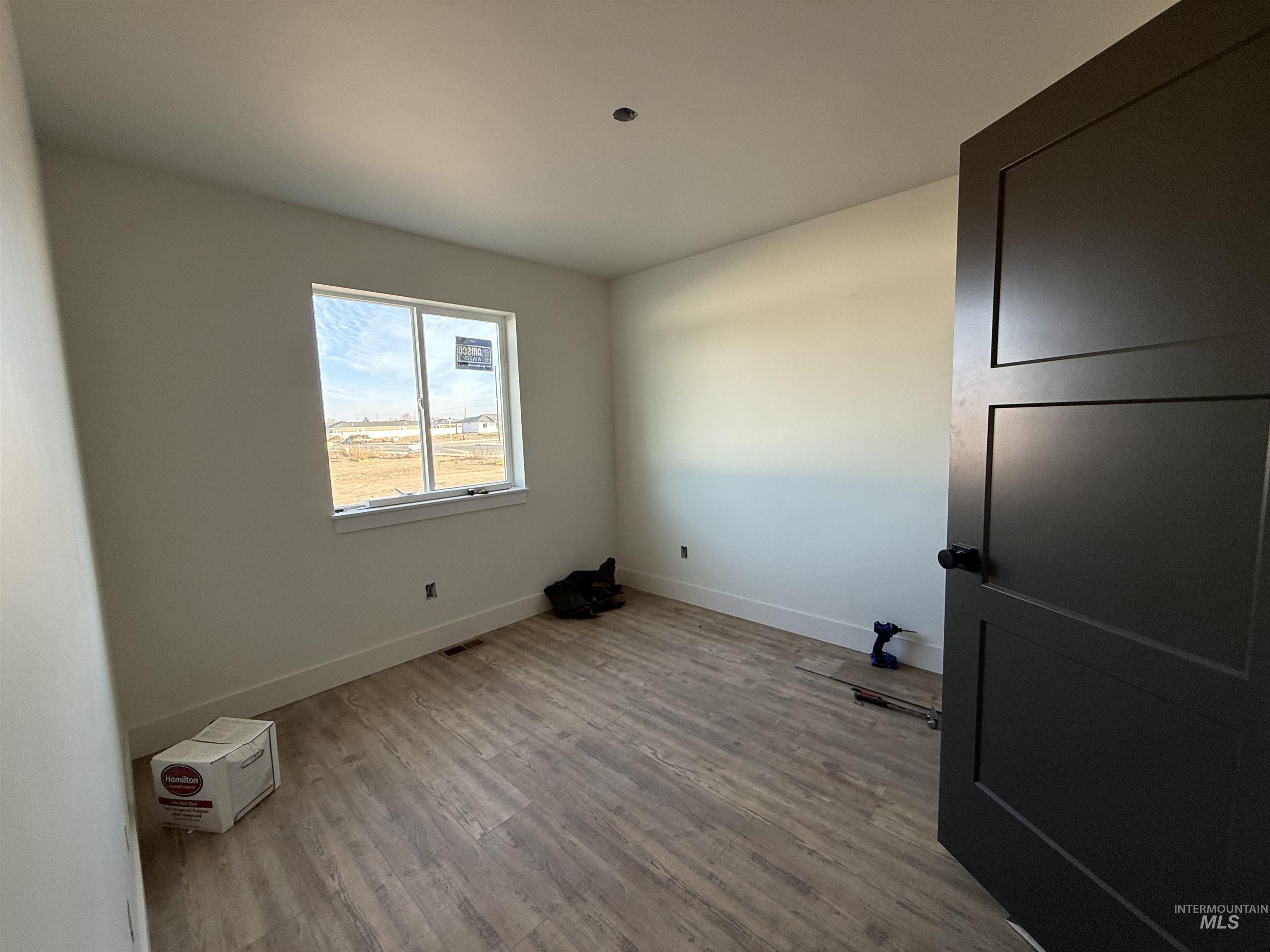 1196 Ira Burton, Twin Falls, Idaho 83301, 4 Bedrooms, 2 Bathrooms, Residential For Sale, Price $439,000,MLS 98972479