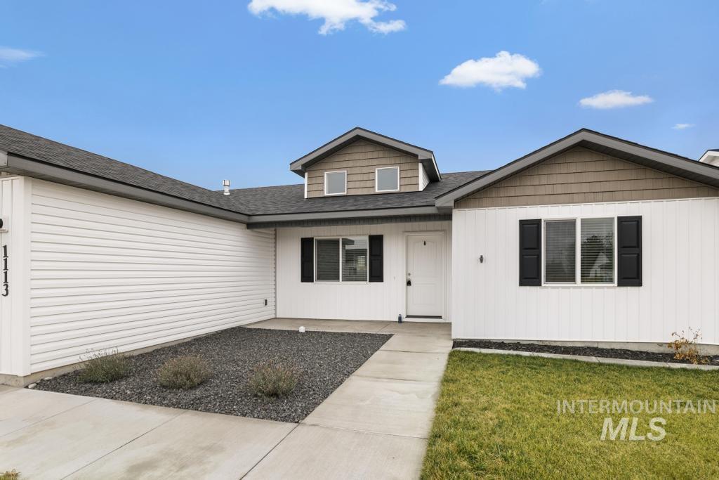 1113 Meadow Lake Loop, Buhl, Idaho 83316, 4 Bedrooms, 2 Bathrooms, Residential For Sale, Price $375,000,MLS 98972481