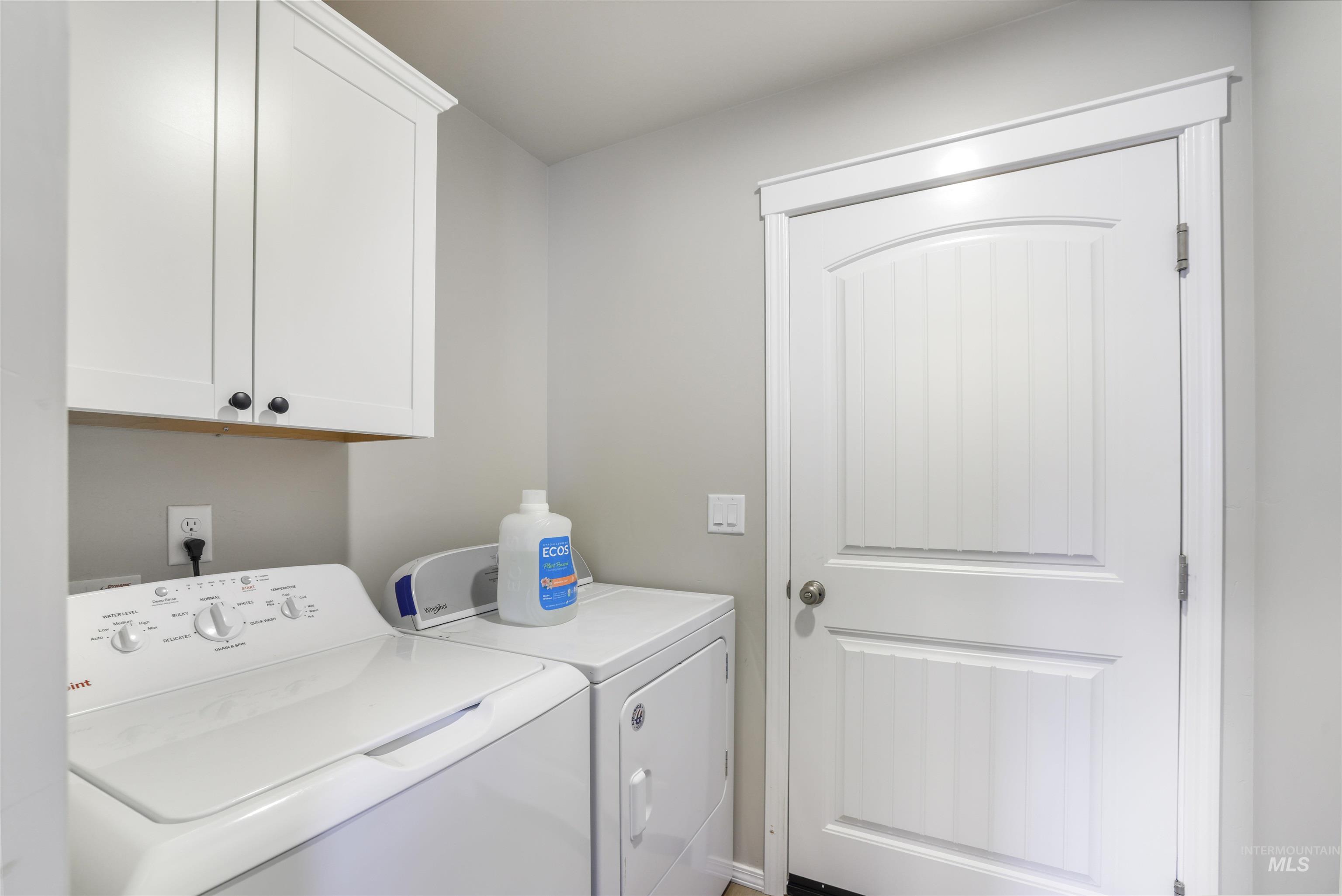 1113 Meadow Lake Loop, Buhl, Idaho 83316, 4 Bedrooms, 2 Bathrooms, Residential For Sale, Price $375,000,MLS 98972481