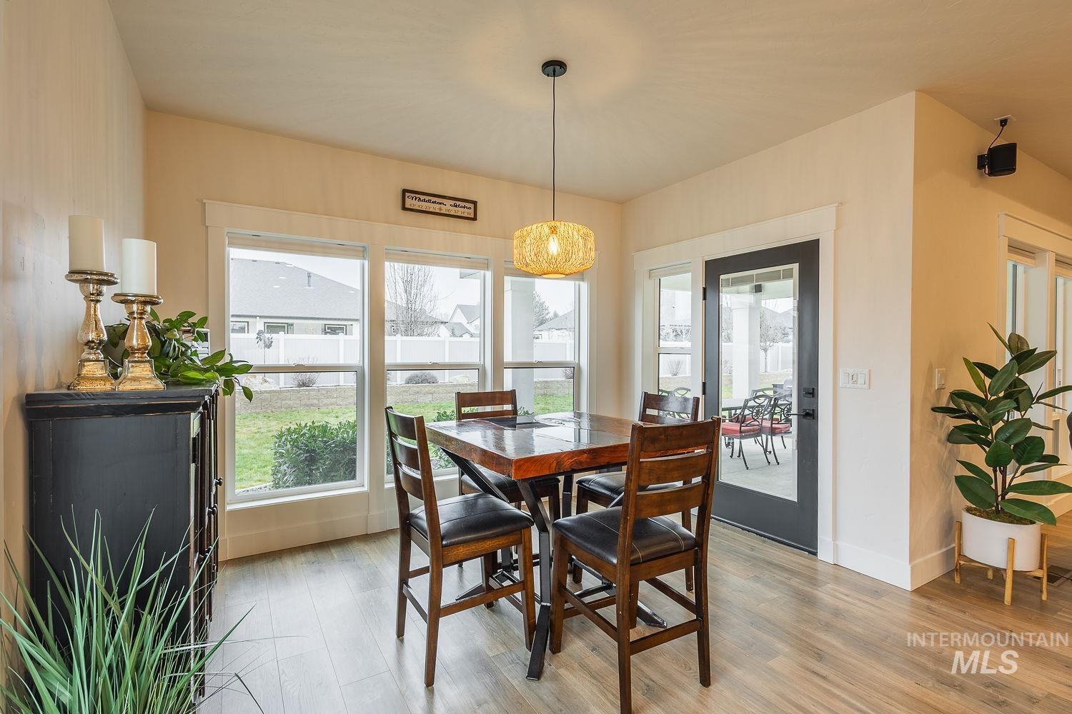 2206 Seafarer Ct, Middleton, Idaho 83644, 3 Bedrooms, 2 Bathrooms, Residential For Sale, Price $675,000,MLS 98972483