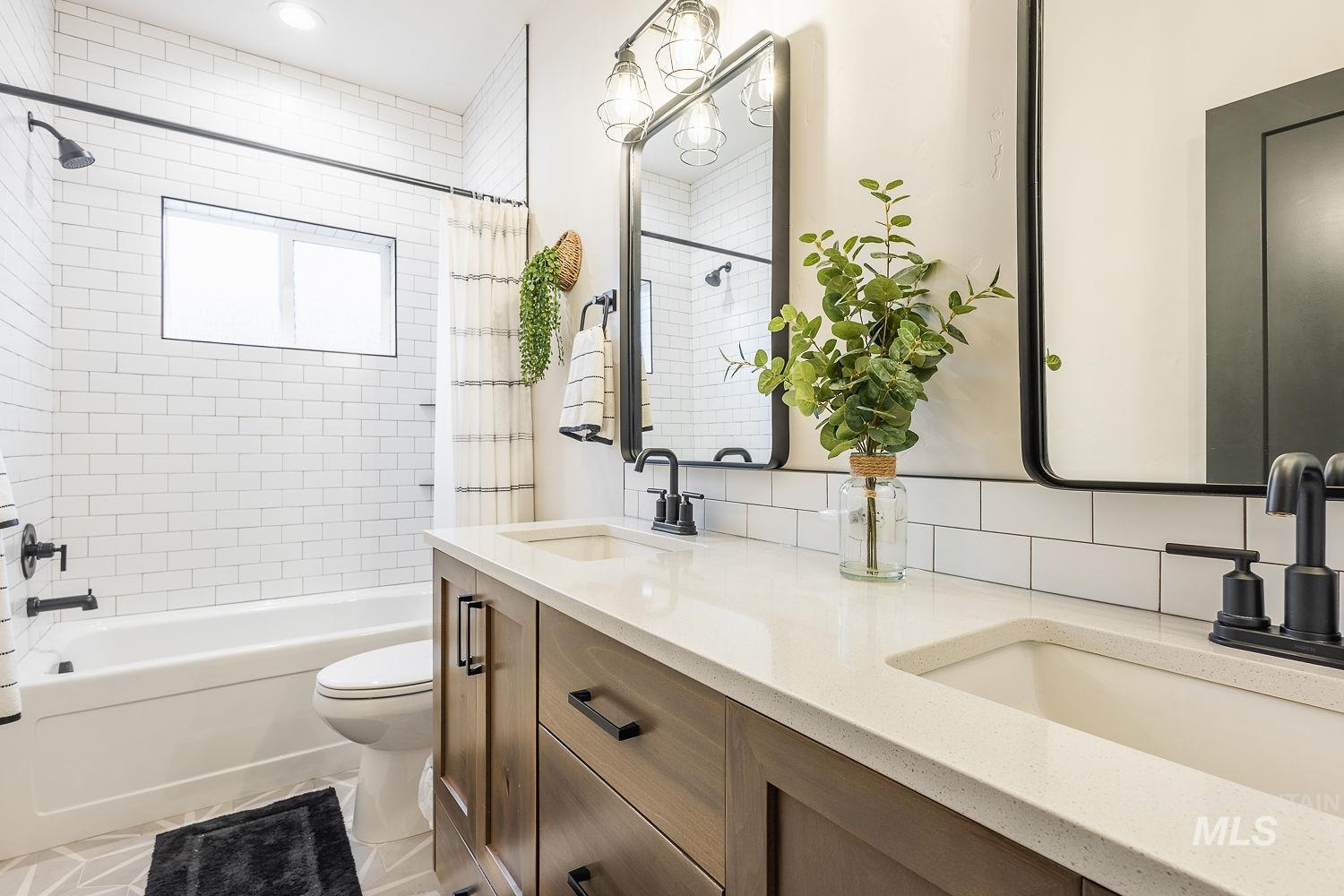 2206 Seafarer Ct, Middleton, Idaho 83644, 3 Bedrooms, 2 Bathrooms, Residential For Sale, Price $675,000,MLS 98972483