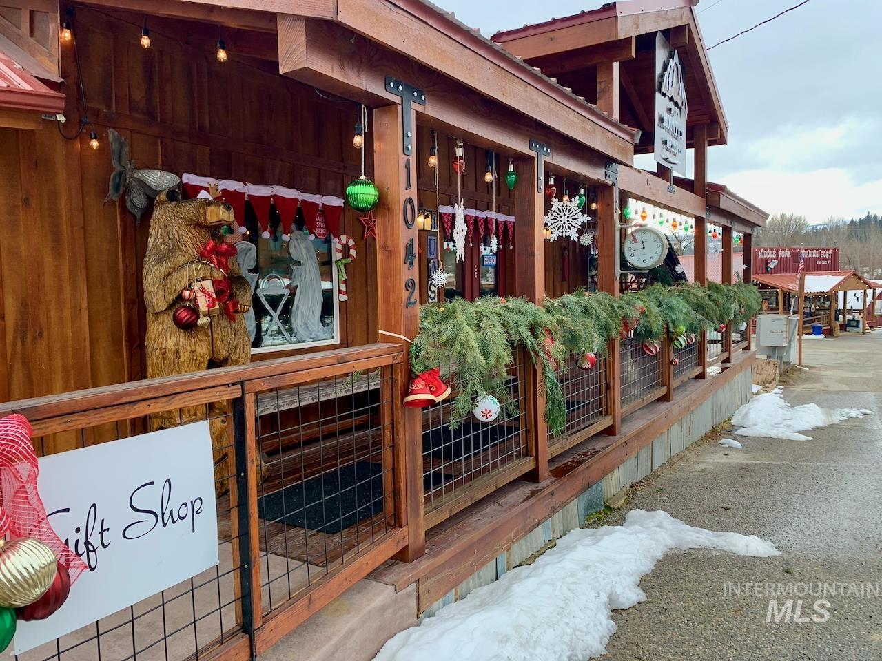 1042 Old Crouch Rd, Garden Valley, Idaho 83622, 3 Rooms, Business/Commercial For Sale, Price $995,000,MLS 98972485