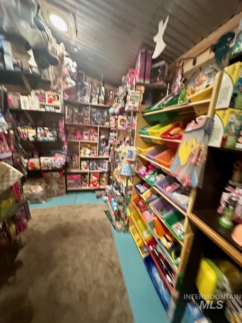 1042 Old Crouch Rd, Garden Valley, Idaho 83622, 3 Rooms, Business/Commercial For Sale, Price $995,000,MLS 98972485