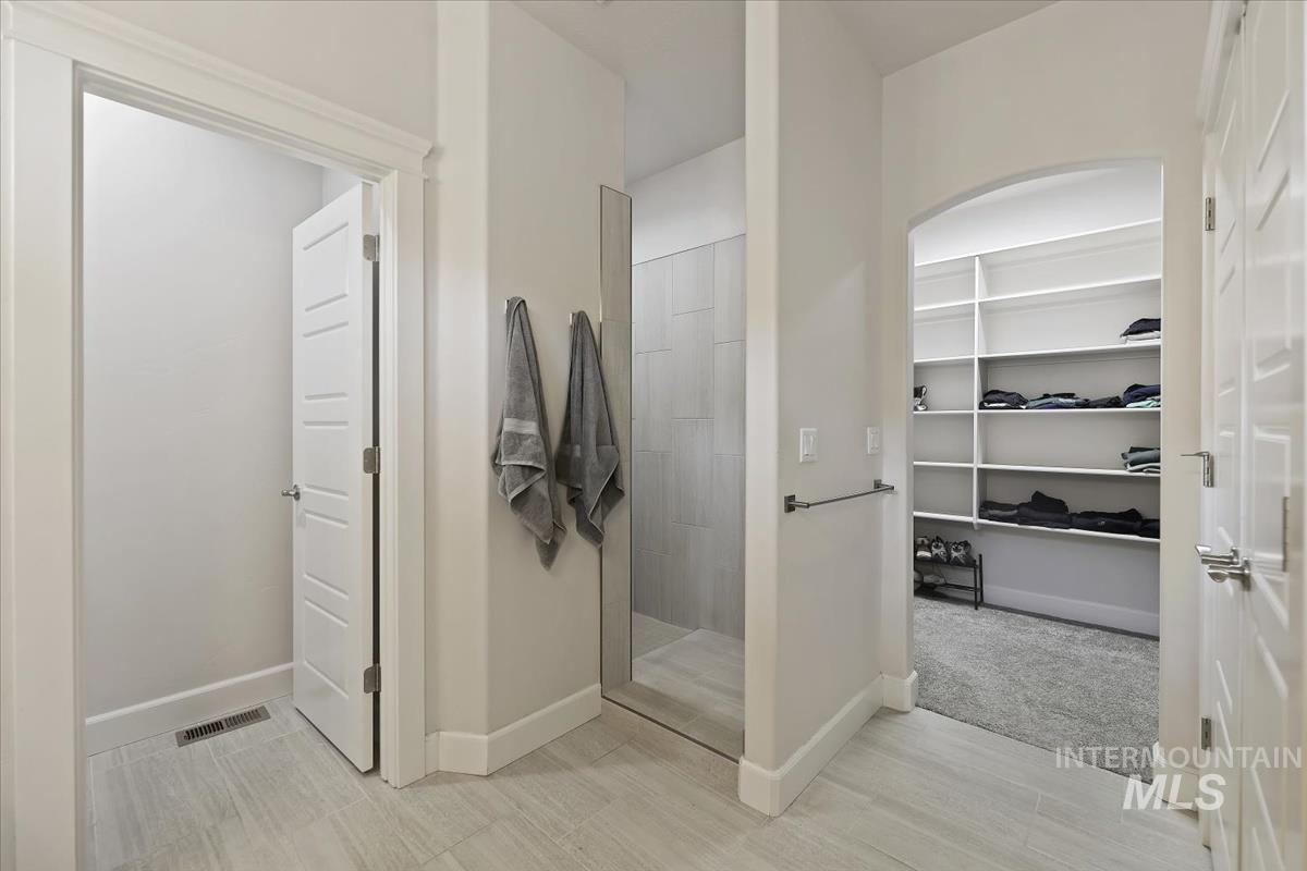 1360 W Cerulean, Kuna, Idaho 83634, 3 Bedrooms, 2 Bathrooms, Residential For Sale, Price $569,900,MLS 98972486