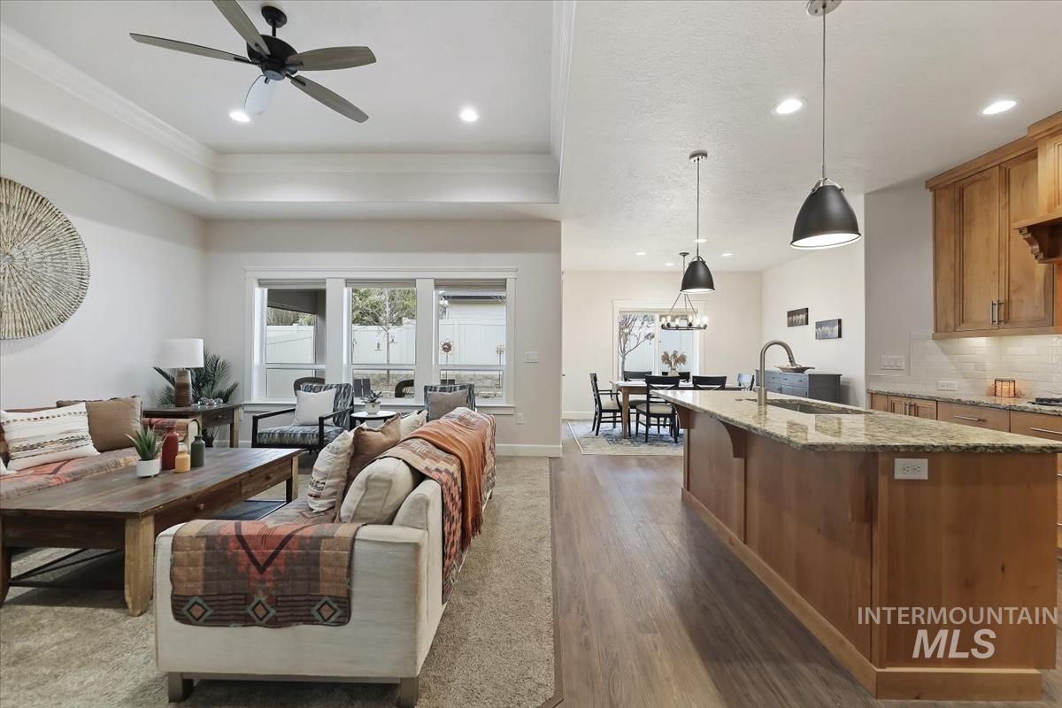 1360 W Cerulean, Kuna, Idaho 83634, 3 Bedrooms, 2 Bathrooms, Residential For Sale, Price $569,900,MLS 98972486