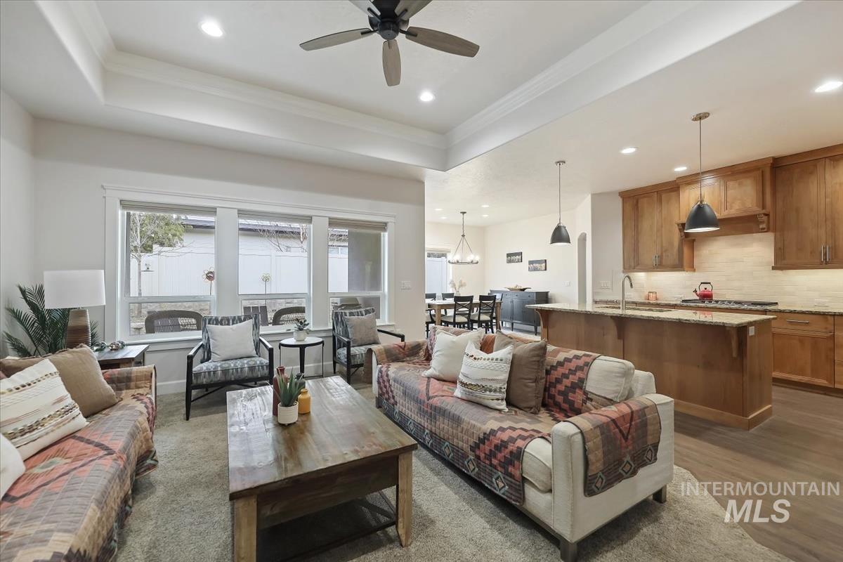 1360 W Cerulean, Kuna, Idaho 83634, 3 Bedrooms, 2 Bathrooms, Residential For Sale, Price $569,900,MLS 98972486