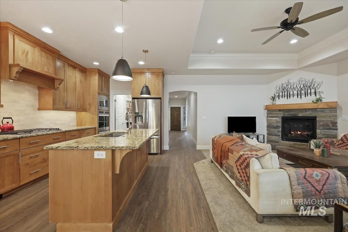 1360 W Cerulean, Kuna, Idaho 83634, 3 Bedrooms, 2 Bathrooms, Residential For Sale, Price $569,900,MLS 98972486